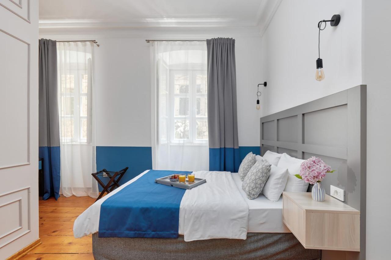 Nest 4*